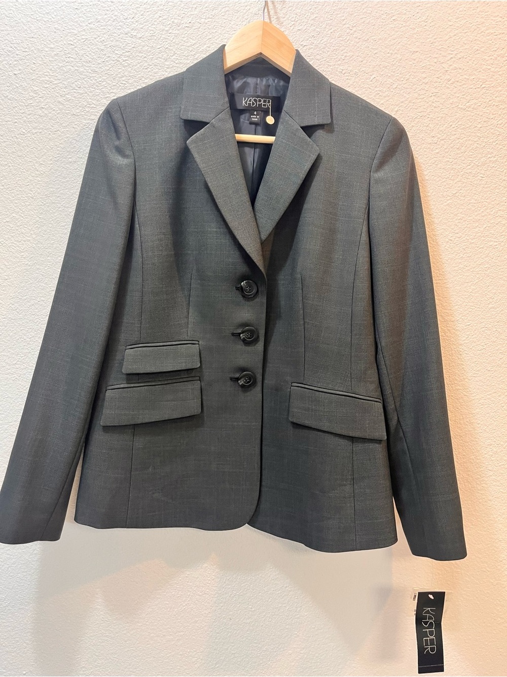 Kasper Women's Dark Gray Three-Button Tailored Blazer